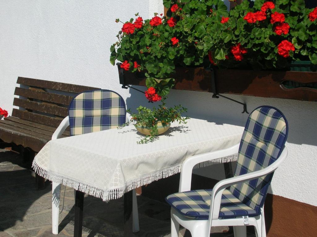 Apartamento Haus Hubert Arzl im Pitztal Habitación foto